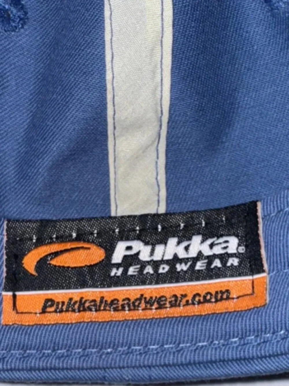 Pukka classic blue golf cap with Embroidered Emblem‎